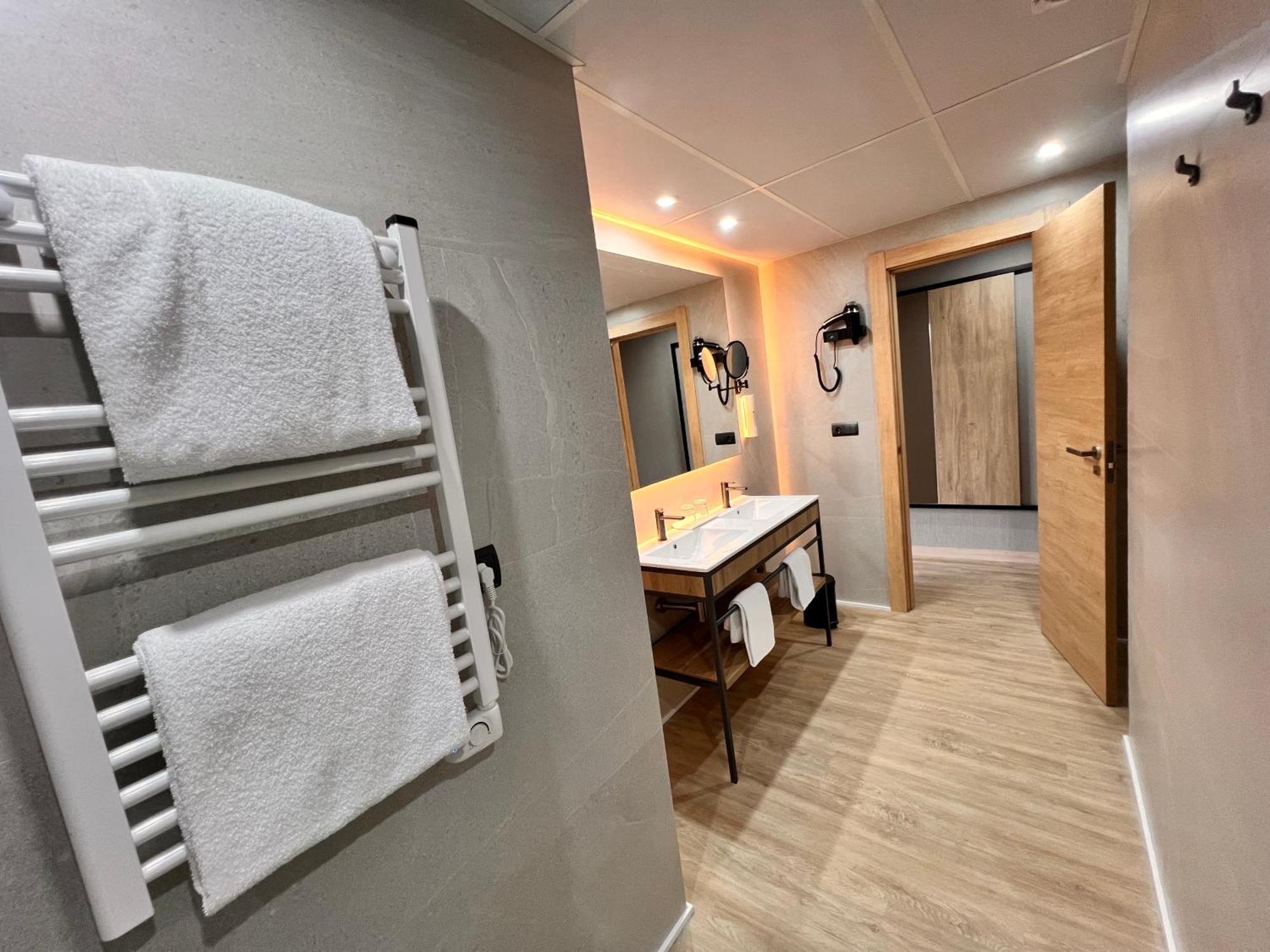 Hotel Maya Alicante Ngoại thất bức ảnh